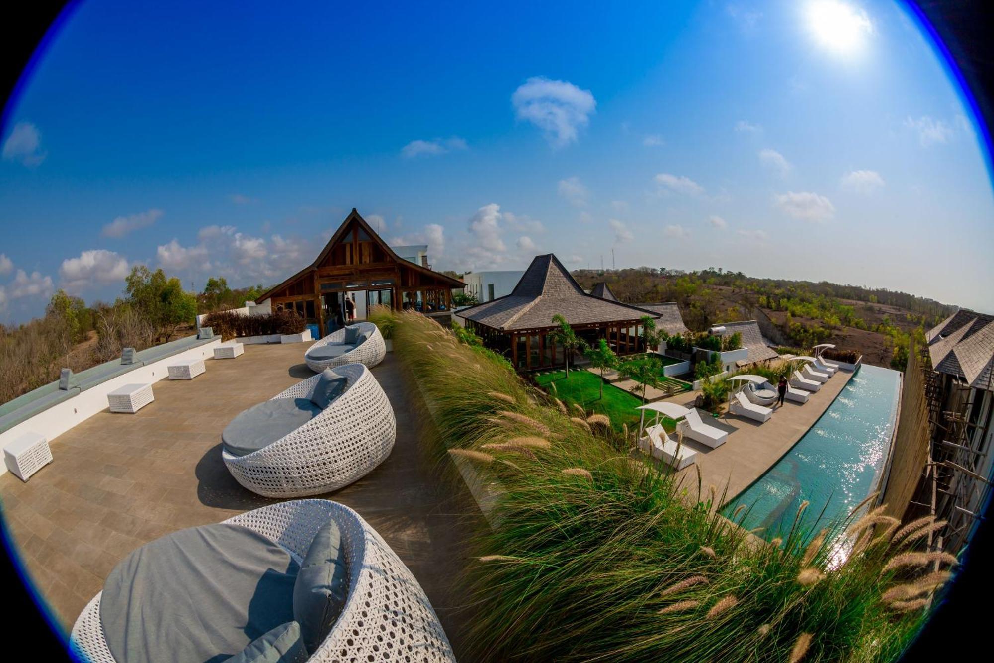Отель Salty Breeze Bali Унгасан Экстерьер фото